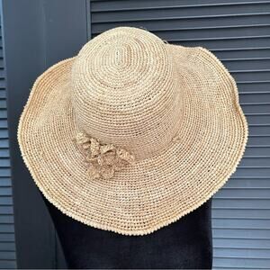 Callanan Resort Woven Straw Hat with Flower Band, Perfect for Garden Cottagecore